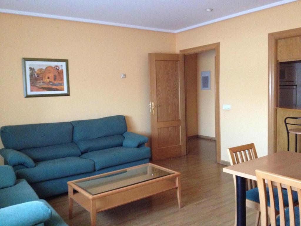 Apartamentos Turisticos Puerta De Леон Номер фото
